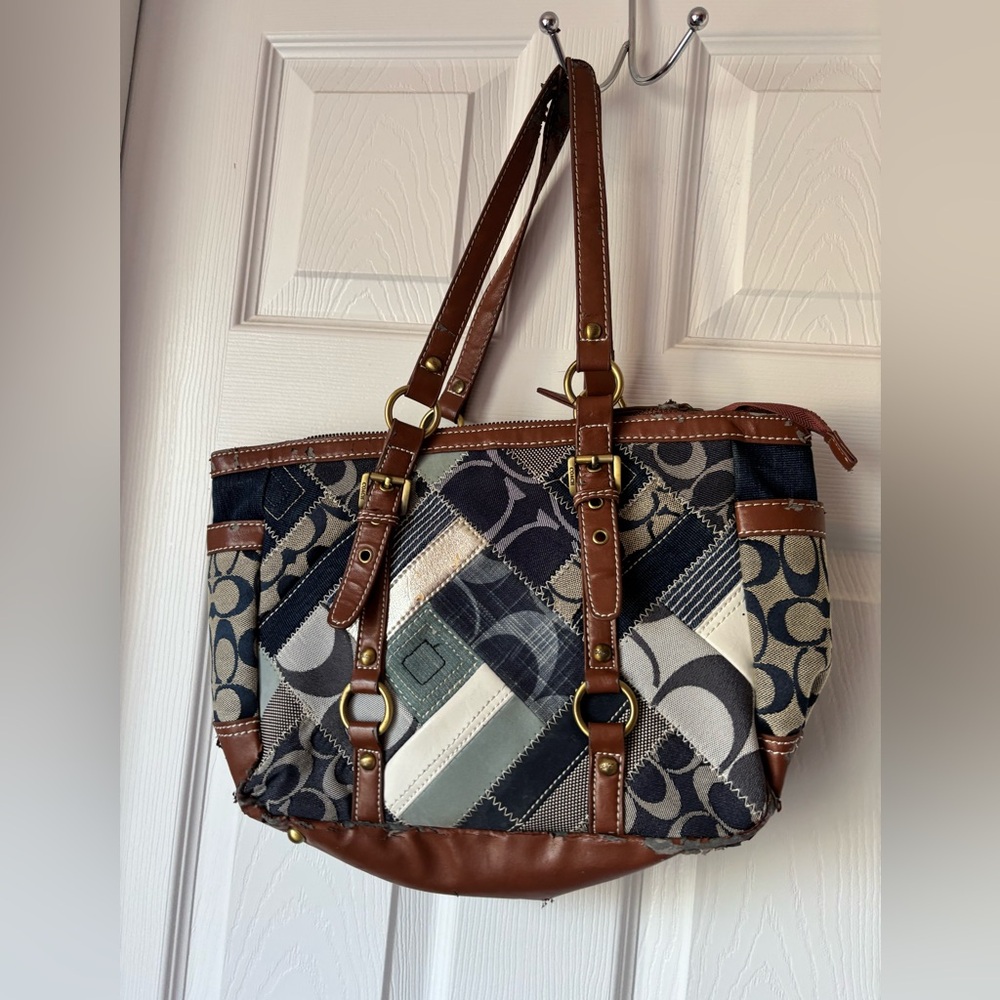 Coach patchwork purse - Picture 2 of 11